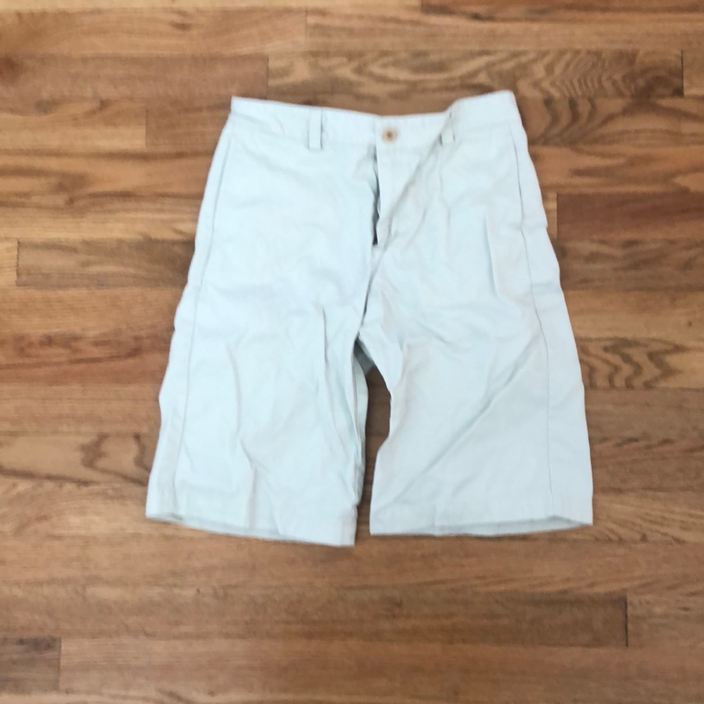 Vineyard vines boys khaki shorts